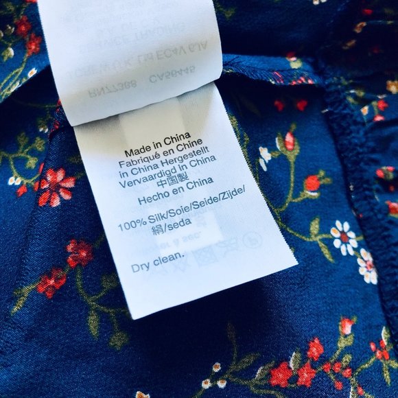 Madewell Silk Stanza Ruffle Hem Navy Blue Keyhole Floral Blouse Size Small - Picture 8 of 10